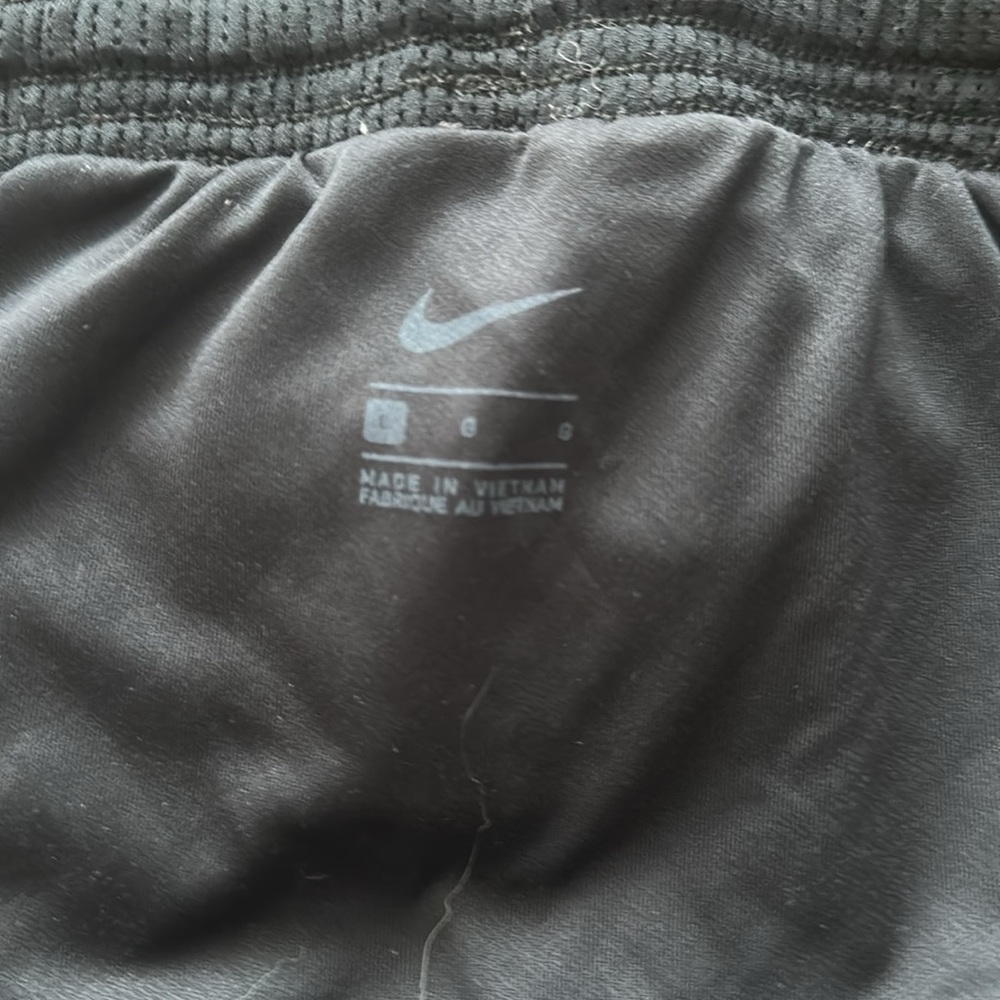 Nike short large* - Picture 3 of 4